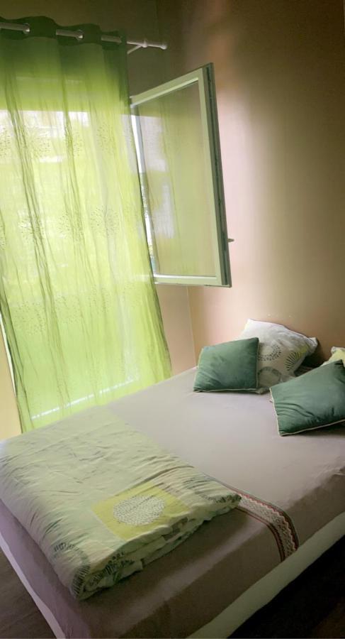Chambre Avec Salle De Bain Privee Valenton Екстериор снимка